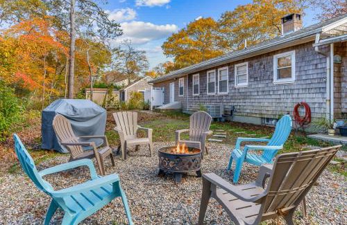 Mashpee House | Cappawack Cottage - Charming 3 BDR with Fire Pit