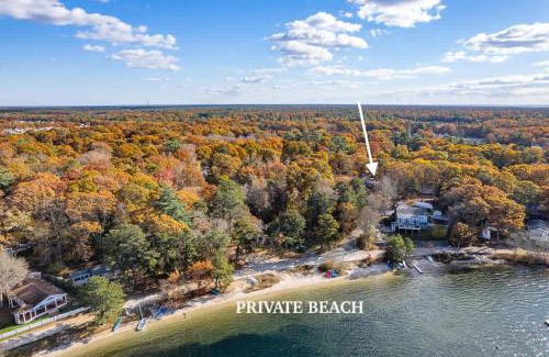 Mashpee House | Cappawack Cottage - Charming 3 BDR with Fire Pit