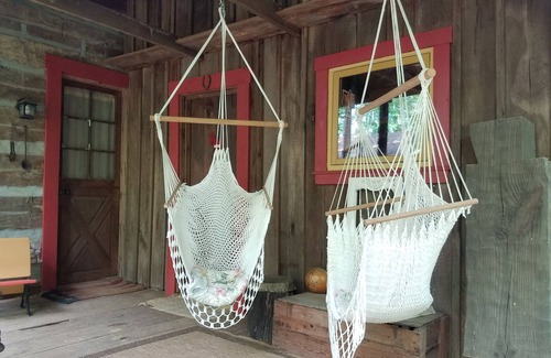 Buechel Cabin | Captain's Cabin Bed & Breakfast: Bourbon Trail, History & Romance