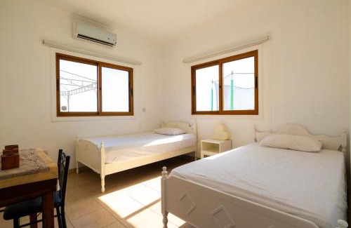 Agios Theodoros House | Captivating 2-Bed House