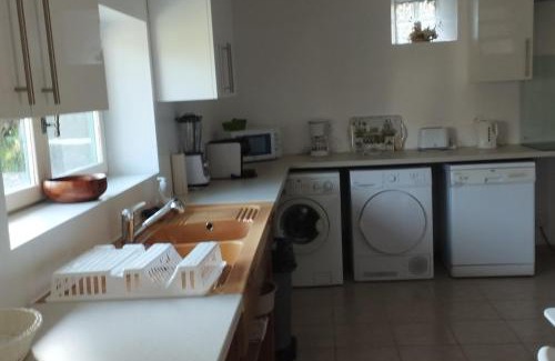 Kerien House | Captivating 2-Bed House with log burner in Kerien