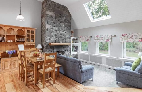 Caragh Lake House | Caragh Village House 3 bedroom house VRBO