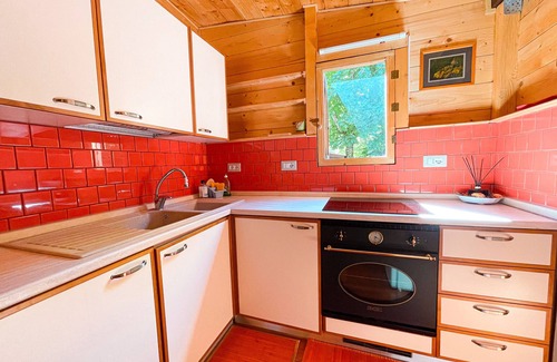 Palazzuolo sul Senio RV Rental | Caravan "Le Sorgenti - Chalet 12" with Mountain View & Private Garden