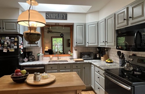 Cooperstown - Otsego Lake Apartment | Cardinal Cottage - Otsego Lake access, updated kitchen & bath