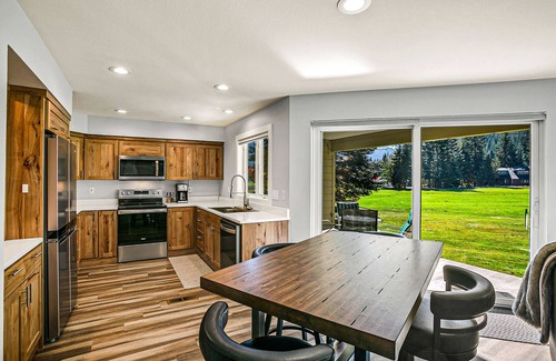 Leavenworth Condo | Cardinal Peak Condo at Kahler Glen Golf & Ski Resort