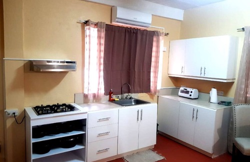 Marisule House | Careffe Suites - 5 mins drive to Rodney Bay Village