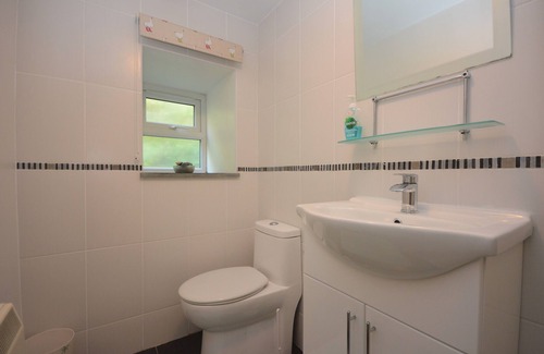 Fairbourne Cottage | Carefully modernised traditional Welsh cottage