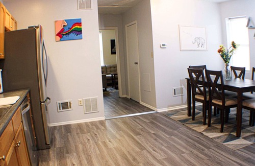 South Side Flats Apartment | Carey Way Quarters – Modern 2BR Near Carson Street