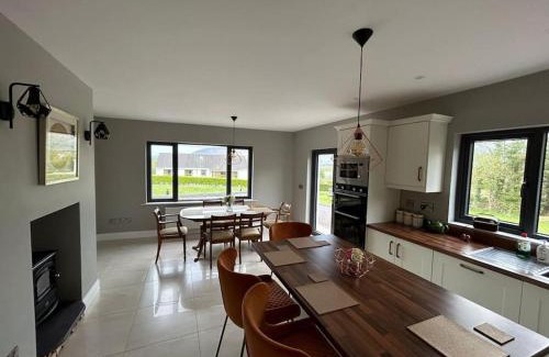 Cahirciveen House | Carhan House - Cahersiveen