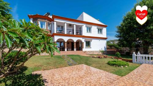 La Cala del Moral Bed & Breakfast | Cariad Boutique Bed & Breakfast