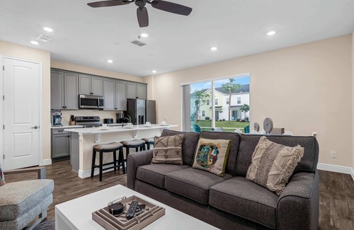 West Kissimmee House | Caribbean Dreamin - Vibrant Margaritaville Resort