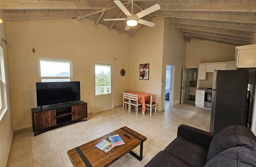 Valley Church Apartment | Caribbean Sea View Cottage
