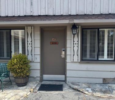 Northeast Carmel Resort | Carmel Resort Inn