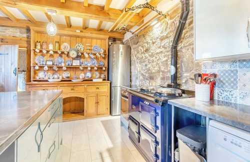 Penybont Cottage | Carnau Bach (uk45822)