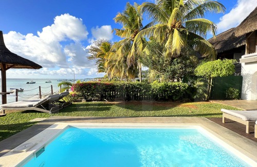 Trou aux Biches Villa | Caro's Beachfront Villa with private pool at Trou aux Biches beach to rent