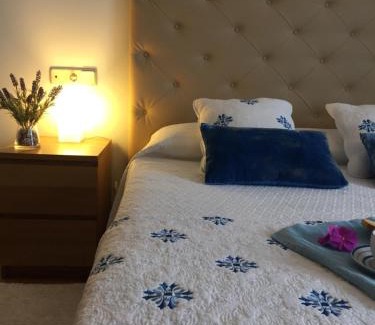 Aguino Apartment | CAROLA l, "apartamento de lujo a 100m playa Catia"