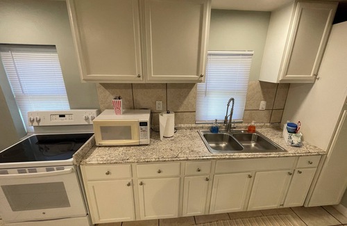 Spartanburg House | Carolina Cottage-Entire Home-Close to Downtown Spartanburg