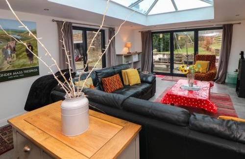 Padfield House | Carr House Farm
