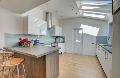 Capel-Curig House | Carreg Cottage - Two Bedroom House, Sleeps 4