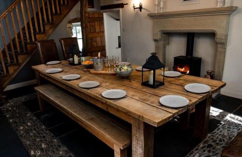 Settle House | Carrholme Cottage