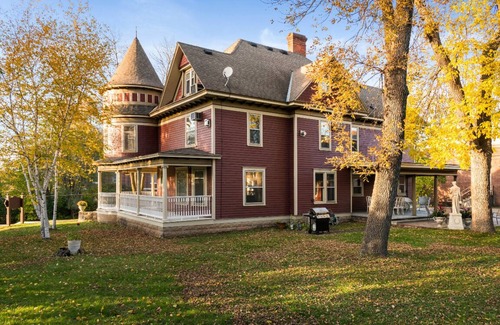 Prescott House | Carriage House Aprt.