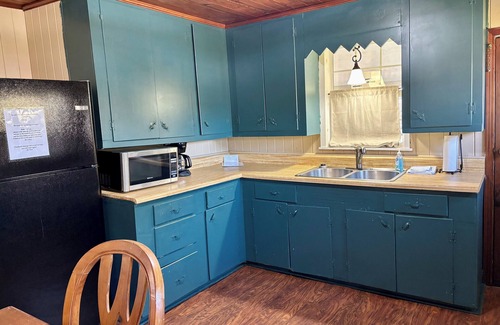 Hartsfield Cottage | Carriage House Sleeps 9