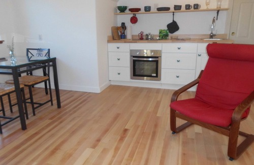 Fairhaven Apartment | Carriage House Studio in Bellingham