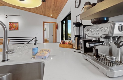 Overgaard Apartment | Carriage House