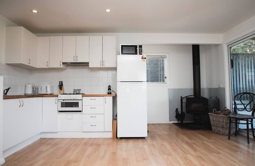 Nelligen Cottage | Carrie's Cottage is a pet friendly, Cottage get away, on the Clyde river!