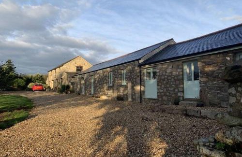 Mabe House | Cart Shed Cottage