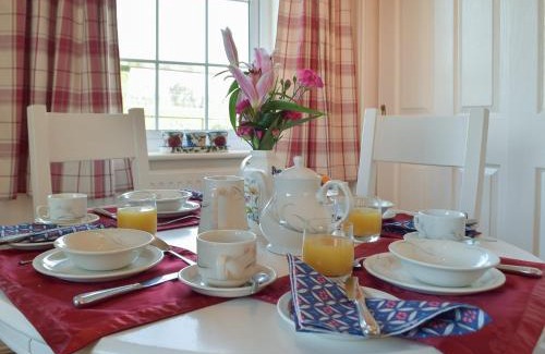 Pembroke House | Carthouse Cottage