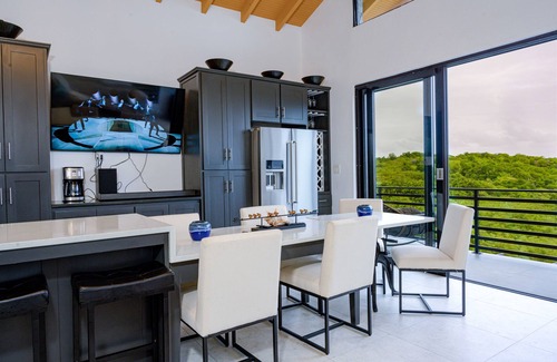 Seatons Village Villa | Carthys Estate