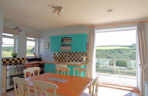 Port Gaverne Cottage | CARTWAY COVE, family friendly, with a garden in Port Isaac