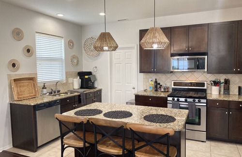 Morrisville House | Cary Luxury Home-Fenced yard-POOL!