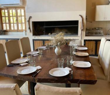 Guaymallen House | Casa 10 personas BETANIA
