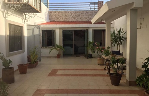 Xcumpich House | Casa 4 habitaciones 5 camas 4 baños en el norte de Mérida a 3 min plaza Galerias