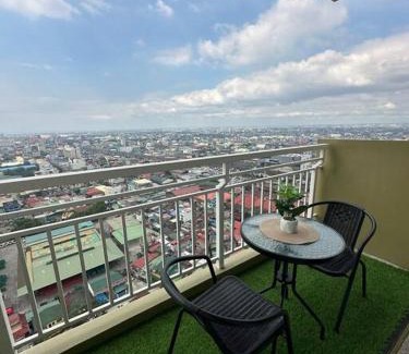 A. Bonifacio Apartment | Casa Alexandra, cozy 2 BR condo