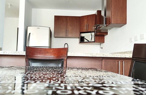 Cerritos House | Casa Almar