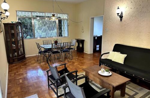 Conservatoria House | Casa Amarela