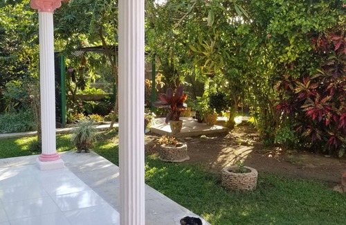 Candelaria House | Casa Ana Lidia