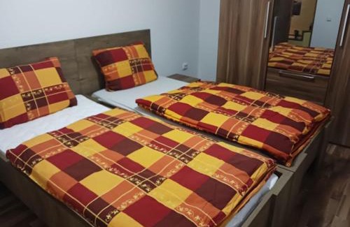 Tirnaveni Apartment | Casa Anna