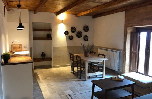 Santo Stefano di Sessanio Apartment | Casa Antica