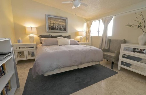 North Arroyo House | Casa Aralia