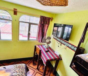San Juan La Laguna House | Casa Argentina
