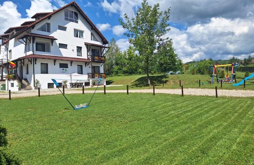 Bran House | Casa ARRA