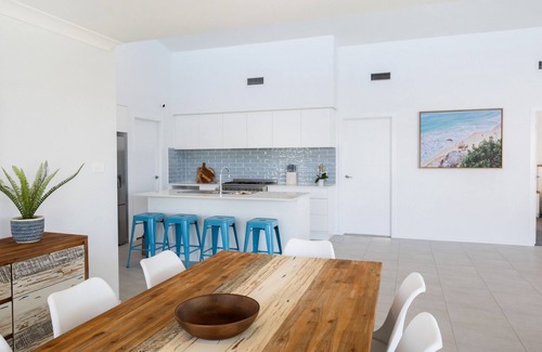 Burrill Lake House | Casa Azul in Burrill