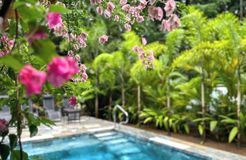 Manzanillo House | Casa Azul - Pool, nature, A/C, walk to the beach, fully equiped, made for groups