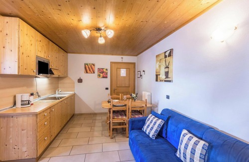 Livigno Apartment | Casa Azzurra Piano Terra with Mountain View, Wi-Fi & Garden; Parking Available
