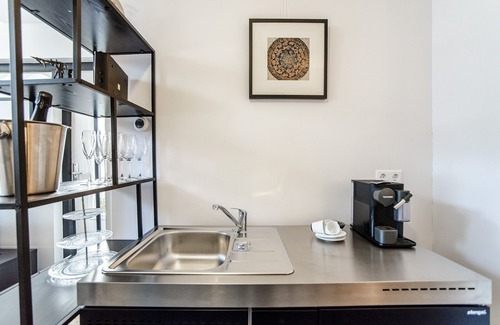 Zandvoort Apartment | Casa Beach with free private parking and garden