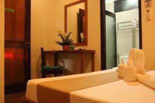 Puerto Princesa City Centre Hotel | Casa Belina